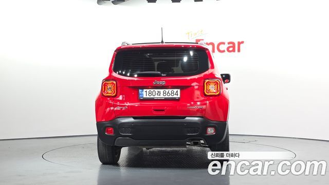 Jeep Renegade 2.4 Limited AWD 2021 — фото 4
