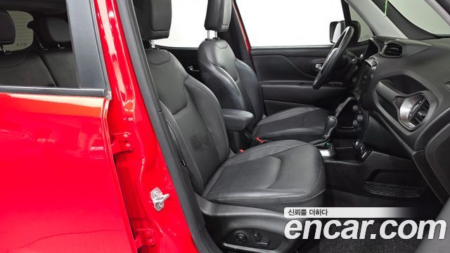 Jeep Renegade 2.4 Limited AWD 2021 — фото 15