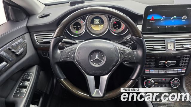 Mercedes-Benz CLS-Class (W218) CLS350 BlueEFFICIENCY 2012 — фото 13