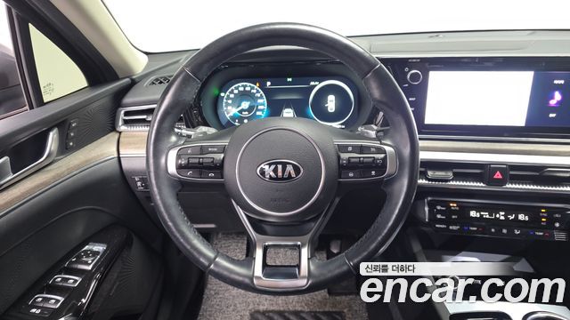 Kia K5 Hybrid (III) Signature 2021 — фото 14