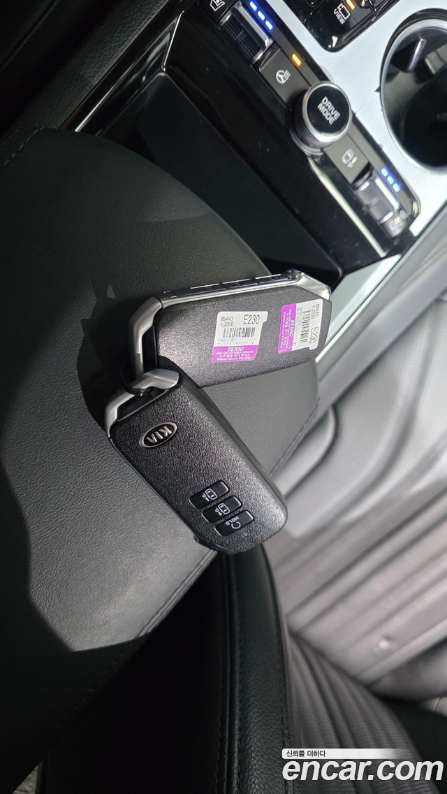 Kia K5 Hybrid (III) Signature 2021 — фото 16
