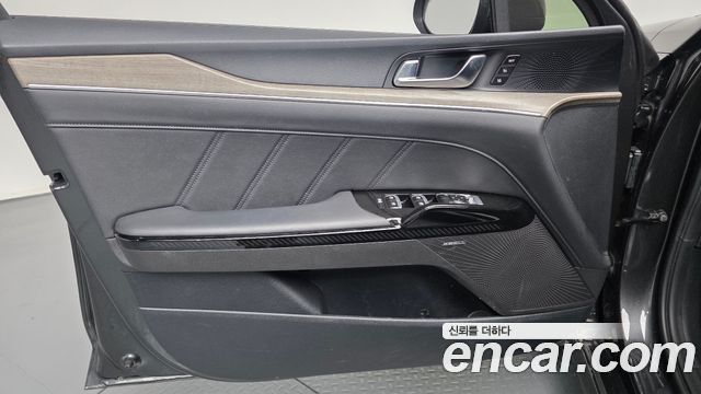 Kia K5 Hybrid (III) Signature 2021 — фото 24