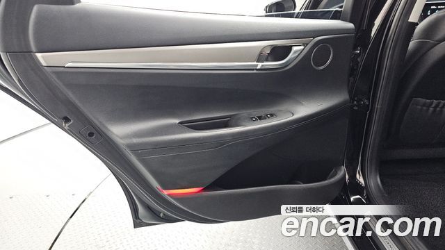 Hyundai Grandeur (IG) 2.5 Premium 2020 — фото 25