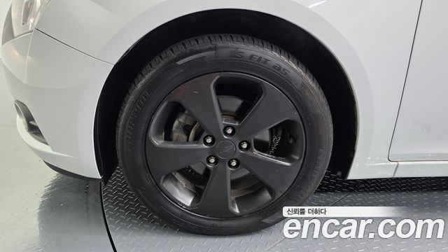 Chevrolet Cruze 2.0 LT 2011 — фото 5