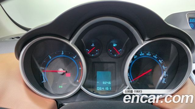 Chevrolet Cruze 2.0 LT 2011 — фото 8
