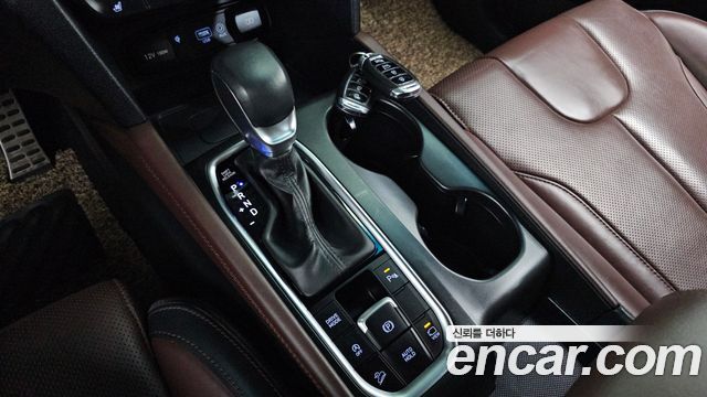 Hyundai Santa Fe (TM) Diesel 2.2 4WD Inspiration 2019 — фото 9
