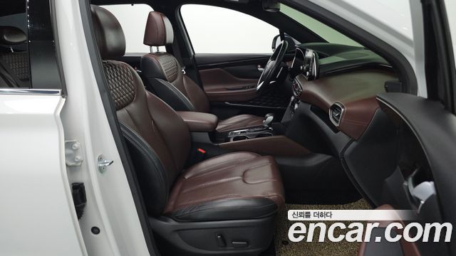 Hyundai Santa Fe (TM) Diesel 2.2 4WD Inspiration 2019 — фото 11