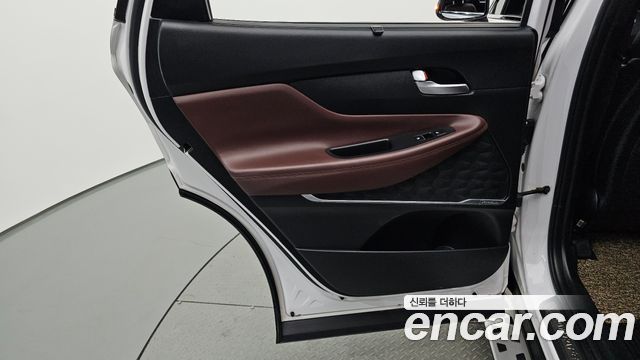 Hyundai Santa Fe (TM) Diesel 2.2 4WD Inspiration 2019 — фото 25