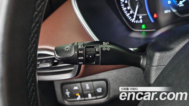 Hyundai Santa Fe (TM) Diesel 2.2 4WD Inspiration 2019 — фото 27