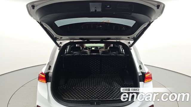 Hyundai Santa Fe (TM) Diesel 2.2 4WD Inspiration 2019 — фото 34