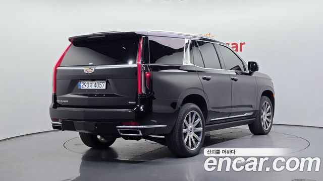 Cadillac Escalade (V) 6.2 Premium Luxury Platinum 2021 — фото 2