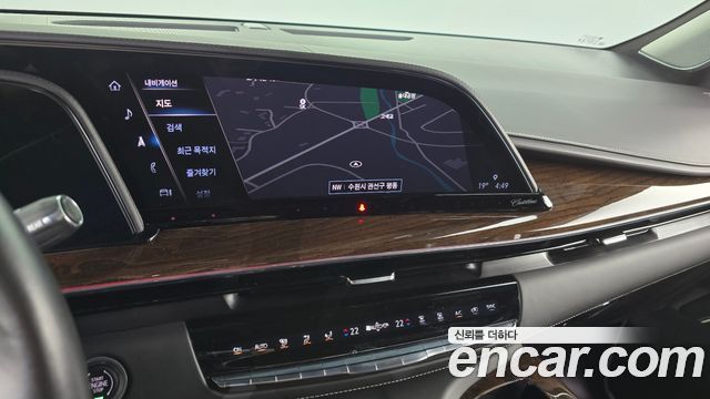 Cadillac Escalade (V) 6.2 Premium Luxury Platinum 2021 — фото 12