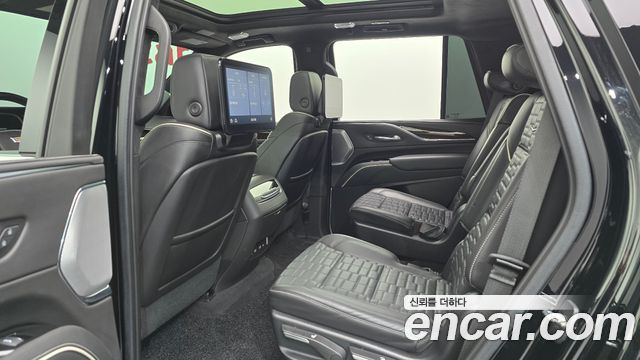 Cadillac Escalade (V) 6.2 Premium Luxury Platinum 2021 — фото 28