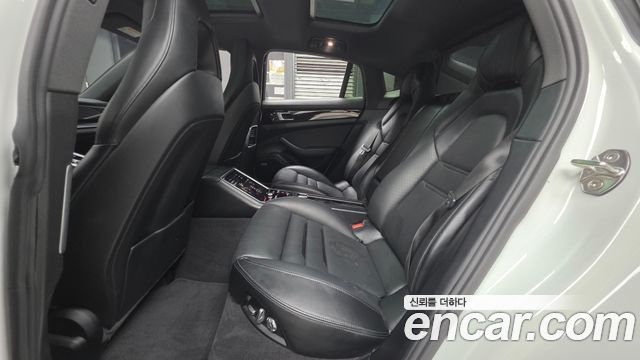 Porsche Panamera (971) 3.0 AWD 2018 — фото 12