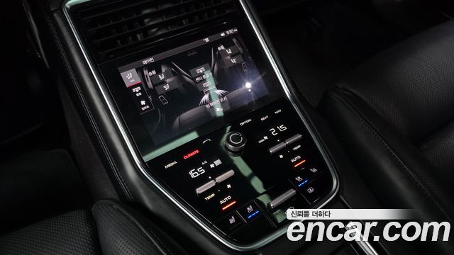 Porsche Panamera (971) 3.0 AWD 2018 — фото 18
