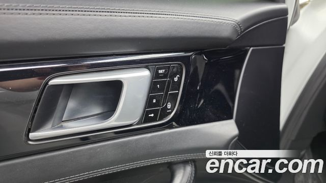 Porsche Panamera (971) 3.0 AWD 2018 — фото 19
