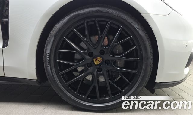 Porsche Panamera (971) 3.0 AWD 2018 — фото 21