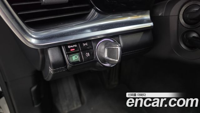 Porsche Panamera (971) 3.0 AWD 2018 — фото 27