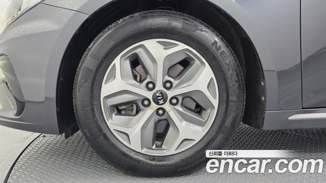 Kia K5 Hybrid (II) Noblesse 2020 — фото 5