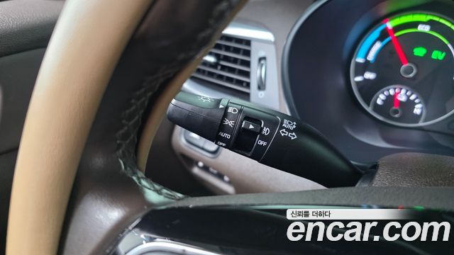 Kia K5 Hybrid (II) Noblesse 2020 — фото 28