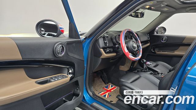MINI Cooper D Countryman ALL4 HIGH 2nd 2018 — фото 10