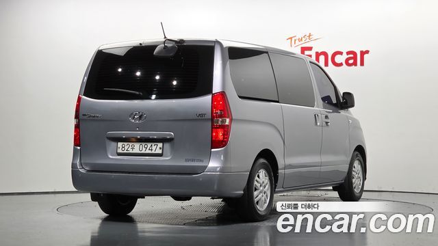 Hyundai Grand Starex Van 3-Seater Smart 2019 — фото 2