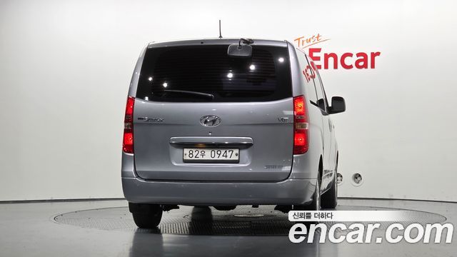 Hyundai Grand Starex Van 3-Seater Smart 2019 — фото 4