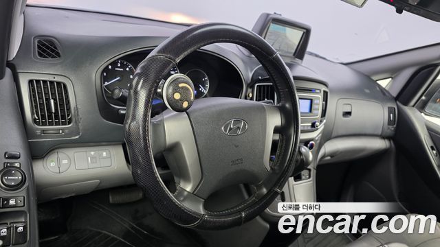 Hyundai Grand Starex Van 3-Seater Smart 2019 — фото 13