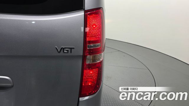 Hyundai Grand Starex Van 3-Seater Smart 2019 — фото 23