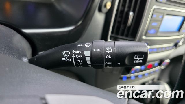 Hyundai Grand Starex Van 3-Seater Smart 2019 — фото 30
