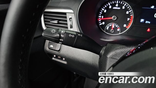 Kia K5 (II) 2.0 Prestige 2020 — фото 17
