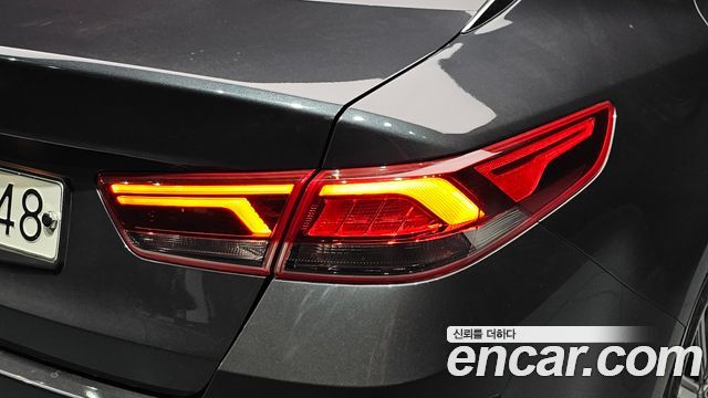 Kia K5 (II) 2.0 Prestige 2020 — фото 23
