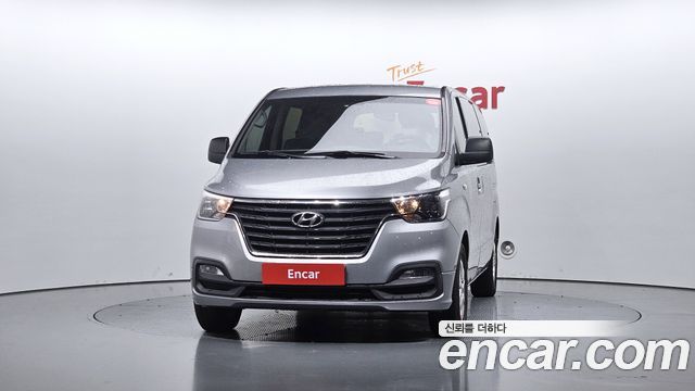 Hyundai Grand Starex Wagon 12-Seater Smart 2019 — фото 3