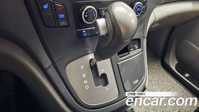 Hyundai Grand Starex Wagon 12-Seater Smart 2019 — фото 9
