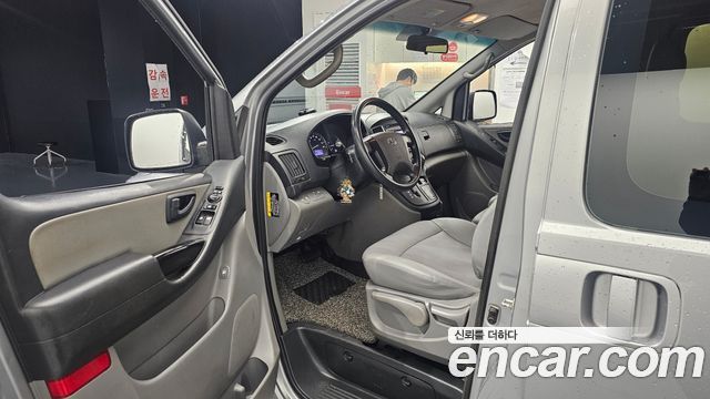Hyundai Grand Starex Wagon 12-Seater Smart 2019 — фото 10