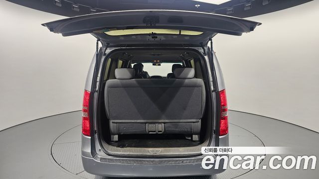 Hyundai Grand Starex Wagon 12-Seater Smart 2019 — фото 20