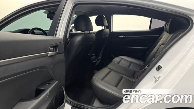Hyundai Avante (AD) 1.6 Smart Choice 2020 — фото 16