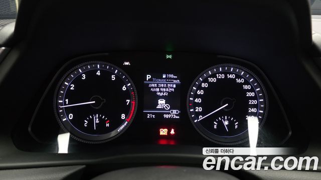 Hyundai Sonata (DN8) 1.6 Turbo Premium Family 2020 — фото 8