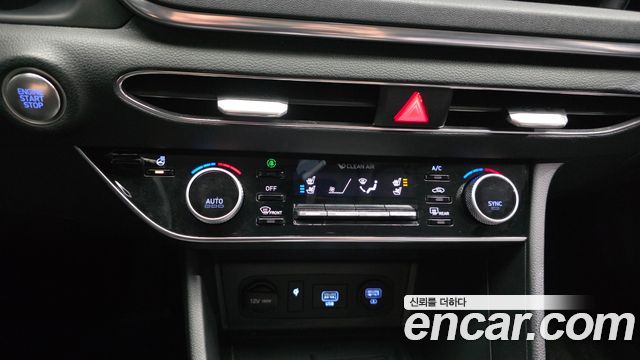 Hyundai Sonata (DN8) 1.6 Turbo Premium Family 2020 — фото 18