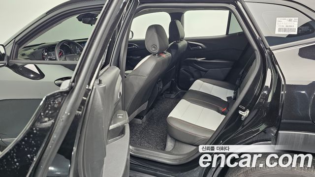 Chevrolet Trax Crossover 1.2 Red Line 2026 — фото 27