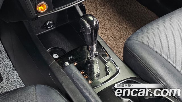 KG Mobility (SsangYong) Style Korando C 2.2 RX 2WD DLX 2018 — фото 9