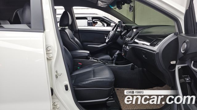 KG Mobility (SsangYong) Style Korando C 2.2 RX 2WD DLX 2018 — фото 11