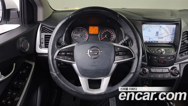 KG Mobility (SsangYong) Style Korando C 2.2 RX 2WD DLX 2018 — фото 13