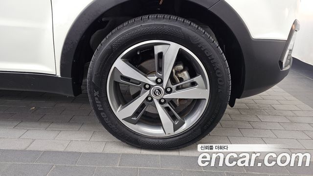 KG Mobility (SsangYong) Style Korando C 2.2 RX 2WD DLX 2018 — фото 21