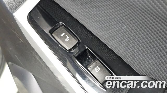 KG Mobility (SsangYong) Style Korando C 2.2 RX 2WD DLX 2018 — фото 34