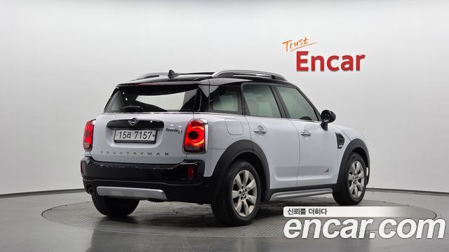 MINI Cooper D Countryman ALL4 2nd 2019 — фото 2
