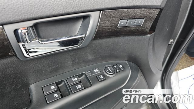 Kia Mohave 4WD KV 300 2014 — фото 29