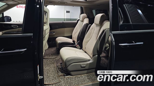 Kia Carnival (IV) Diesel 9-Seater Gravity 2024 — фото 11