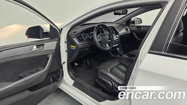 Hyundai Sonata New Rise LPI Style 2019 — фото 26
