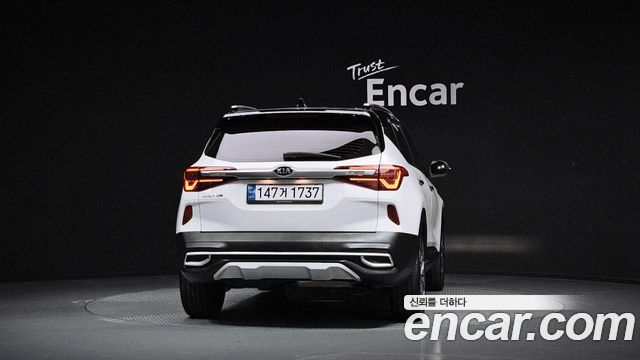 Kia Seltos Diesel 1.6 2WD Signature 2021 — фото 4